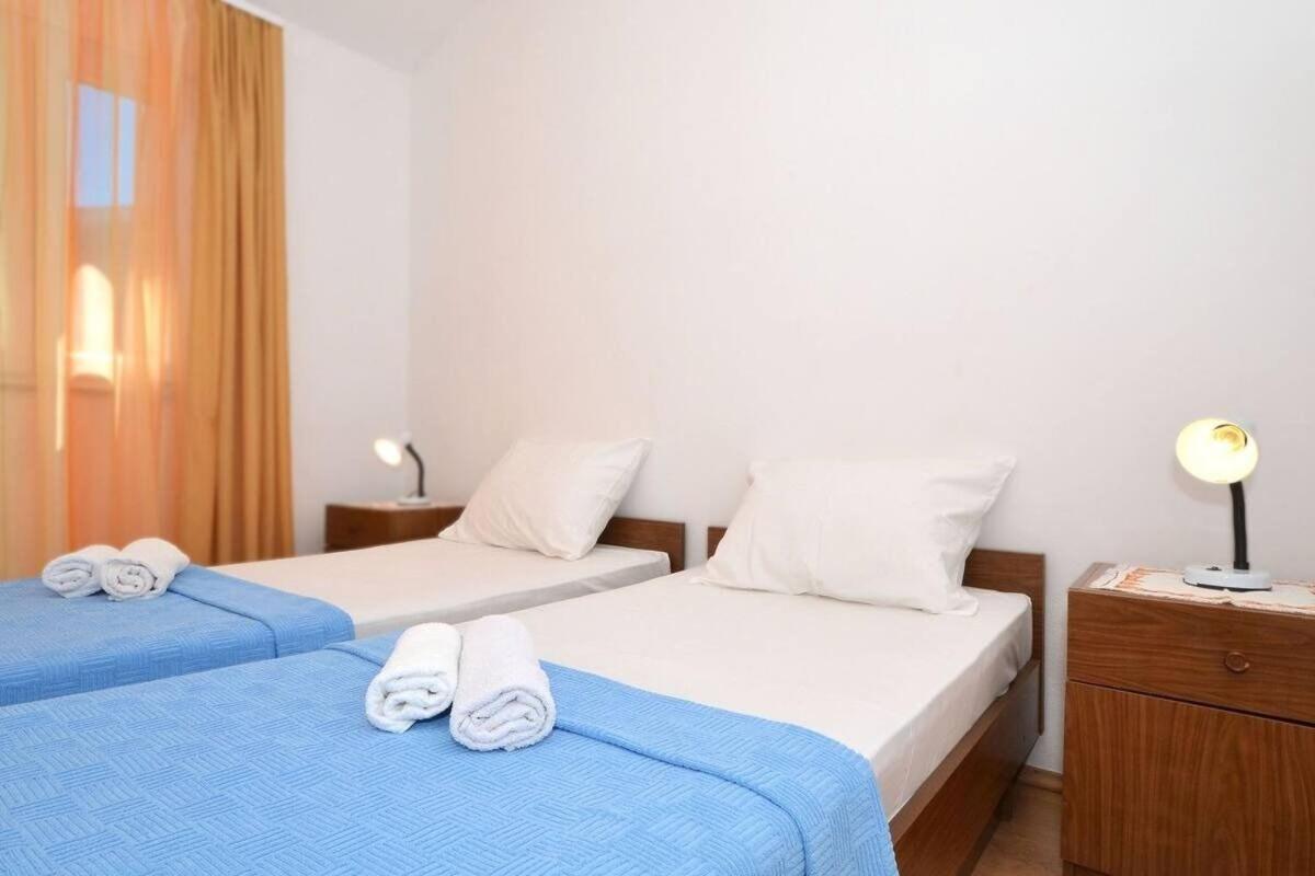 Apartments Sima 特罗吉尔 外观 照片